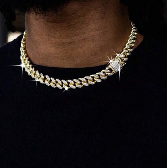 Yellow Rhinestone‎ Studded Cuban Link Curb Chain Necklace Gold 15.7 inches Luxe - Picture 3 of 3